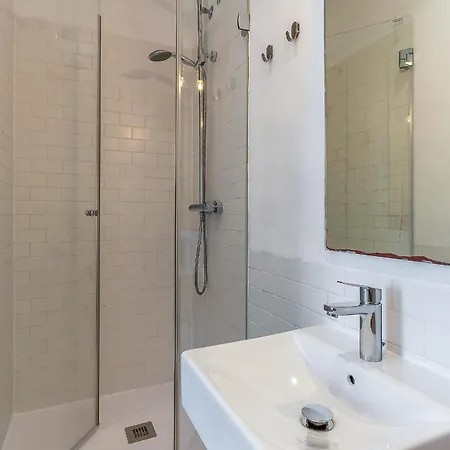 Canela Homes Essence Апартаменты Барселона